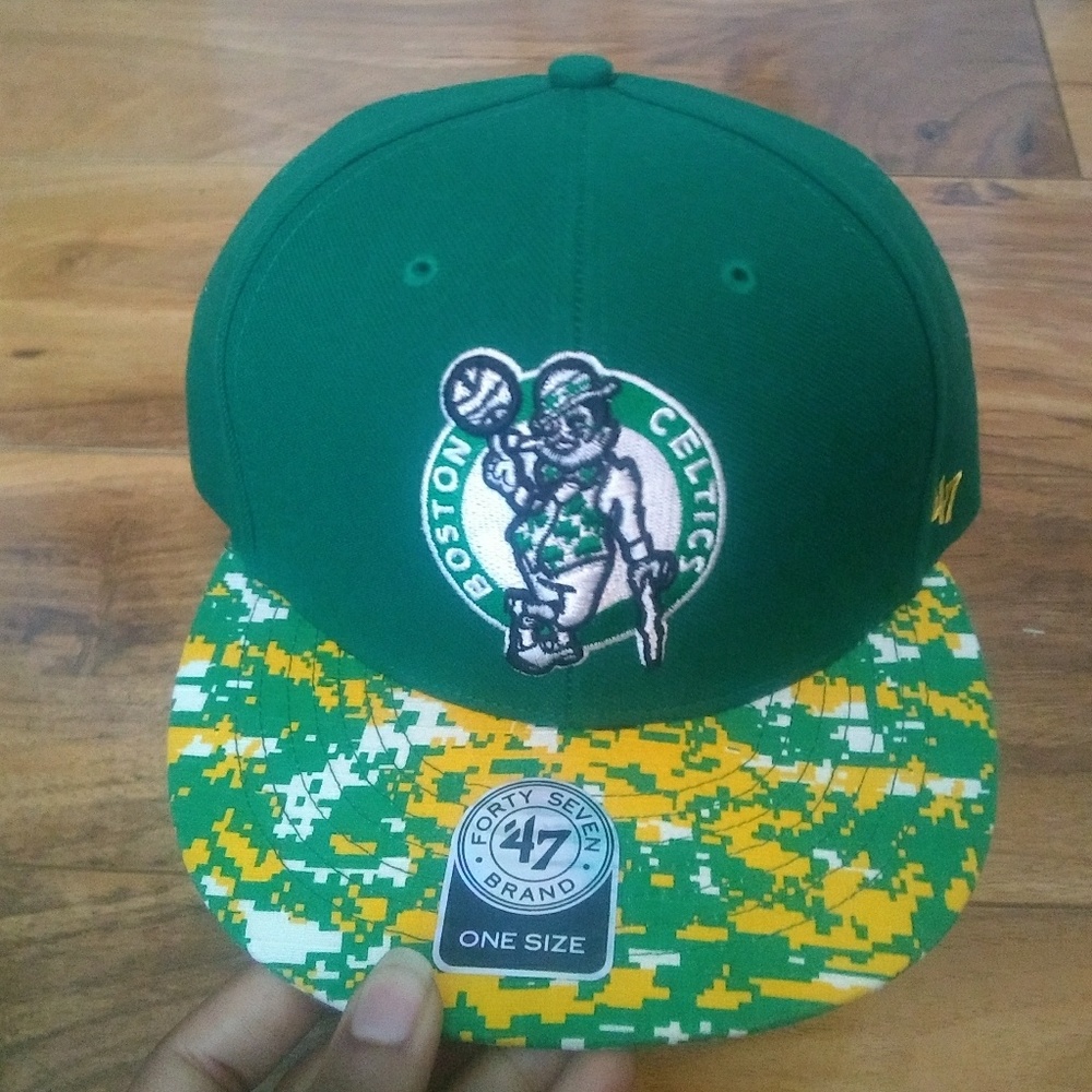Boston Celtics green, yellow, and white strap back
